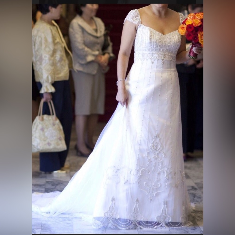 Wedding gown BARGAIN!